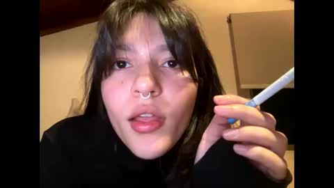 kikilove15 online show from May 12, 10:30 pm