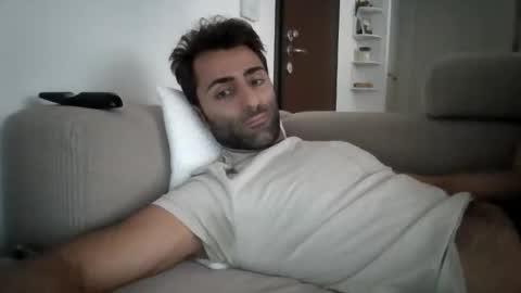 kikkus01 online show from October 7, 9:38 am