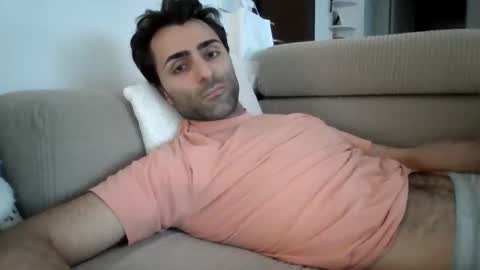 kikkus01 online show from April 2, 4:25 pm