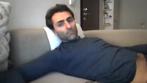 kikkus01 online show from April 14, 8:01 pm