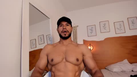 Kilua Muscle guy online show from September 30, 10:31 pm