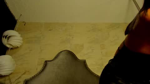 cherry  online show from April 14, 3:10 am