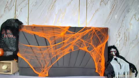 kim  online show from October 20, 7:08 pm