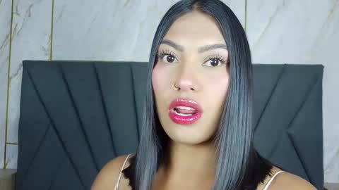 kim  online show from November 5, 9:39 pm