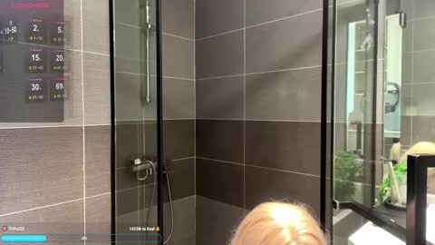 Kim online show from October 22, 5:21 am