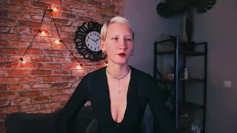 Kim online show from September 18, 2:21 pm