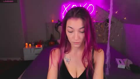 kimberlly_smith online show from October 26, 11:59 pm