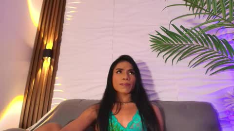 kimberly gonzalez online show from November 15, 4:14 am