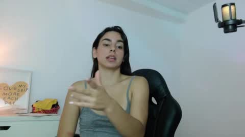 CAMI online show from May 5, 1:34 am