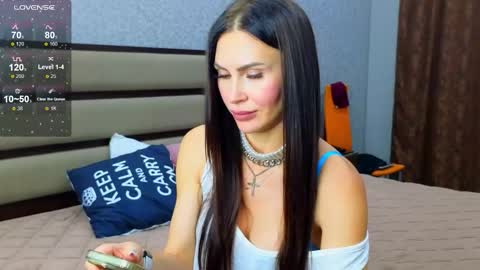 KIm online show from September 28, 3:10 pm