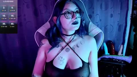   online show from September 29, 1:54 pm