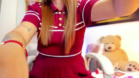 kimmberly_saenz_ online show from September 30, 2:11 am