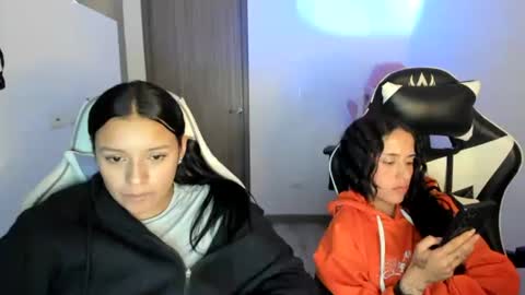 kimmi online show from October 2, 11:36 pm