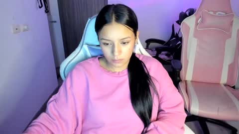 Snapshot of kimmi_foxy chatting on September 22, 11:42 pm kimmi online show from September 22, 11:42 pm