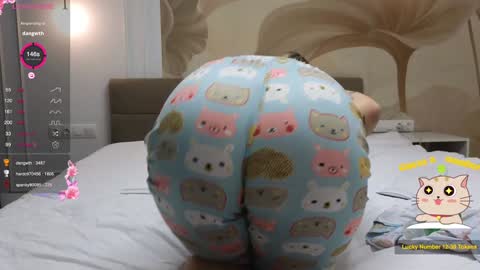 Kimmie online show from January 21, 7:39 pm