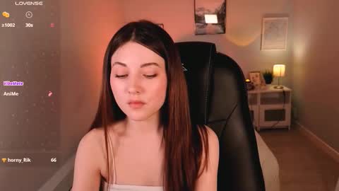  Your Kimmie  follow me  online show from February 18, 11:43 am