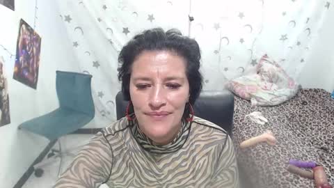 Kimmy online show from December 31, 4:38 am