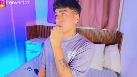 king  help me reach 100 likes online show from February 18, 1:49 am