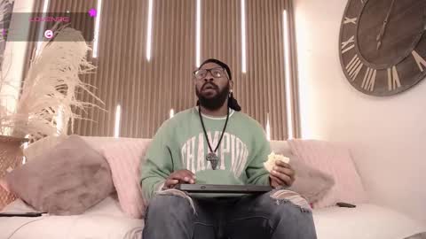 Malik  online show from September 18, 1:04 pm