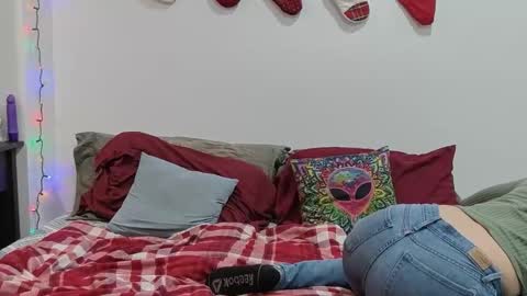 Scarred Thighs online show from December 21, 4:52 am