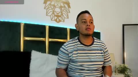 kingg_jay online show from May 19, 11:50 am