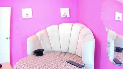 kingmaverickx online show from October 24, 1:34 pm