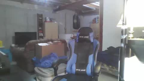 Master  King Tommy online show from December 7, 11:12 am