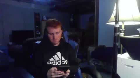 Master  King Tommy online show from December 4, 9:23 am