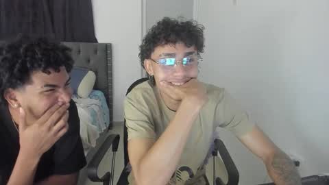 DOMINANT ALPHA KINGS online show from October 21, 11:41 pm