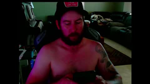 Snapshot of kinkfarmer chatting on September 15, 9:27 pm kinkfarmer online show from September 15, 9:27 pm