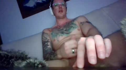 Snapshot of kinky740280 chatting on February 13, 6:20 am kinky740280 online show from February 13, 6:20 am