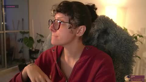 Mary your fav curly girl online show from February 20, 11:18 pm