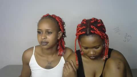 Cupshee and cushey online show from September 26, 4:04 pm