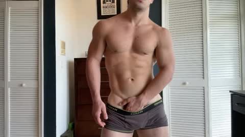 kinkybuffboy online show from October 6, 4:25 pm