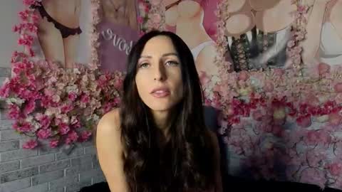 kinkyfriedchicks_ online show from March 1, 9:13 am