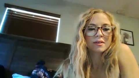 Snapshot of kinkykatie2 chatting on January 17, 3:53 pm kinkykatie2 online show from January 17, 3:53 pm