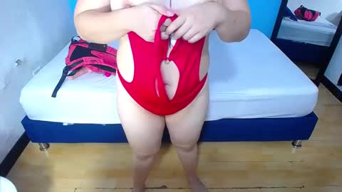 kinkyy_redhead online show from January 18, 3:05 pm