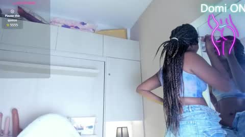 M A R A  online show from February 21, 12:08 pm