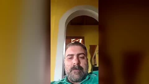 kira1981 online show from August 7, 11:30 am