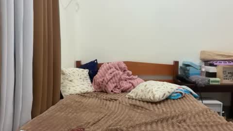 kira_danaya online show from April 15, 2:48 am