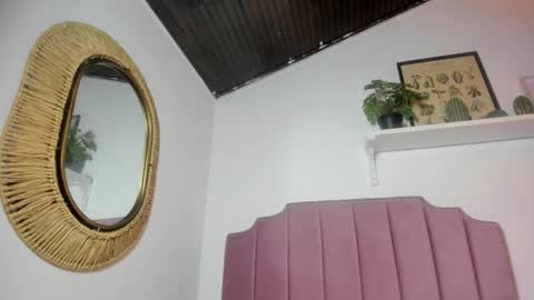 kira_exe online show from February 2, 11:39 am