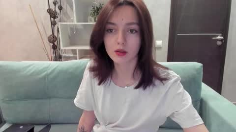 Snapshot of kira_kelly chatting on December 25, 8:18 am Kira GMT2 Mon 3-9 AM Tue 3-9 AM Wed 3-9 AM Sat 3-9 AM Sun 3-9 AM. online show from December 25, 8:18 am
