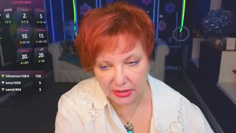 Kira Kennet online show from December 2, 6:17 pm