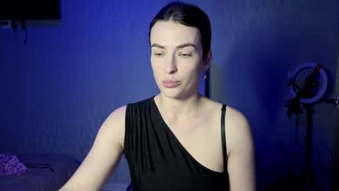 Kira love1 online show from May 16, 6:39 pm