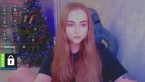 Snapshot of kira_love_sleep chatting on December 28, 4:41 pm you know thumb up me please its important online show from December 28, 4:41 pm