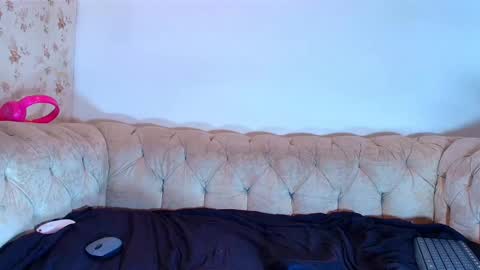 kira online show from September 30, 12:37 pm