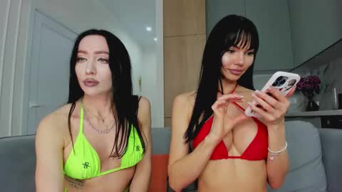 Kira and friends online show from September 27, 4:16 pm