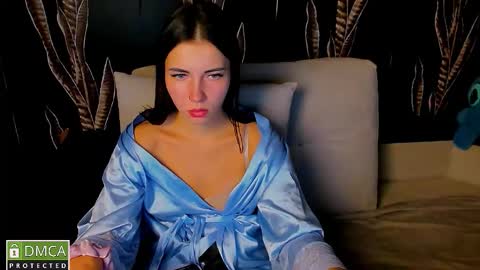 Kira  online show from October 20, 6:46 pm