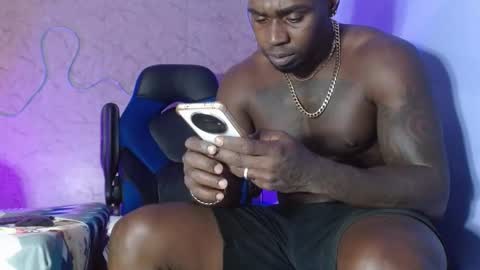 kira-squir online show from October 28, 5:08 am