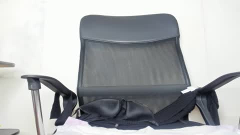 kira stormm58 online show from March 20, 10:37 pm